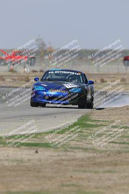 media/Oct-25-2025-CalClub SCCA (Sat) [[34c778dfbe]]/Group 4/Qualifying/